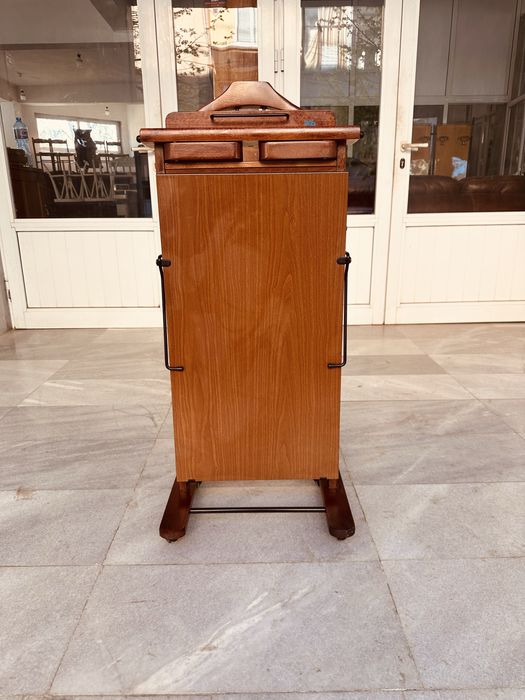 Италианска стойка за дрехи ARIS – масивно дърво (valet stand)