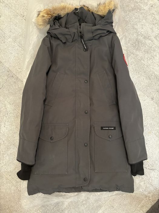 Проодам пуховик canada goose оригинал