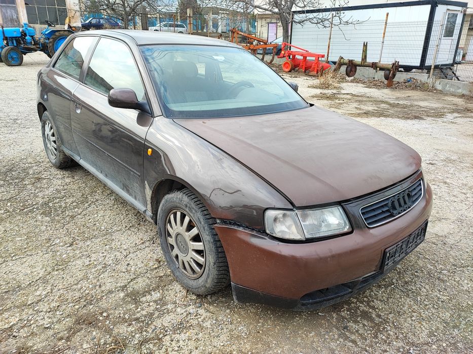 Audi A3 1.8 НА ЧАСТИ