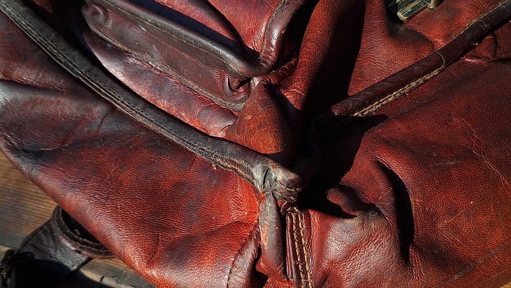 Раница от естествена кожа