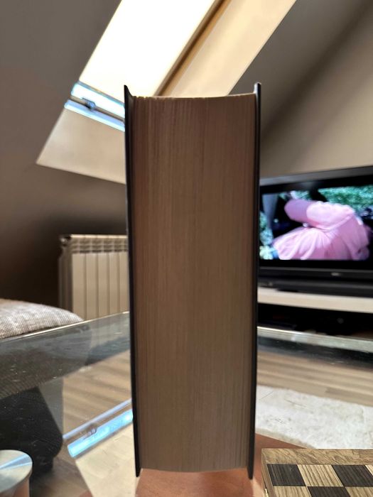 Книга - Двор от сребърни пламъци (Acotar)