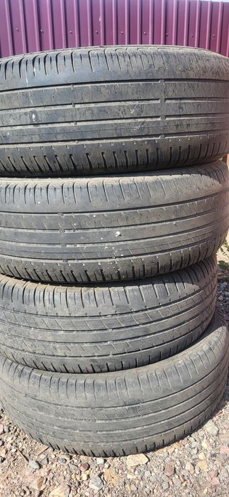 Продам резину 215х65 R16
