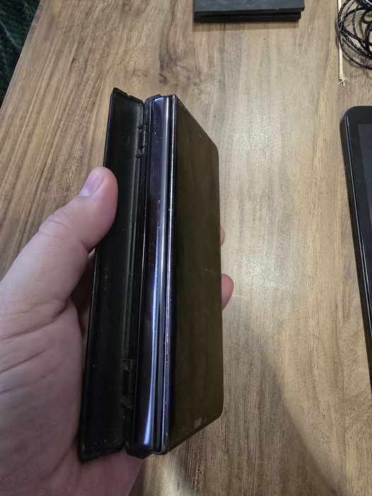 Vand Samsung Galaxy Z Fold 4 256gb 12gb ram  Impecabil