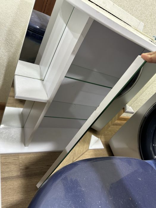 Для ванны тумба и шкаф