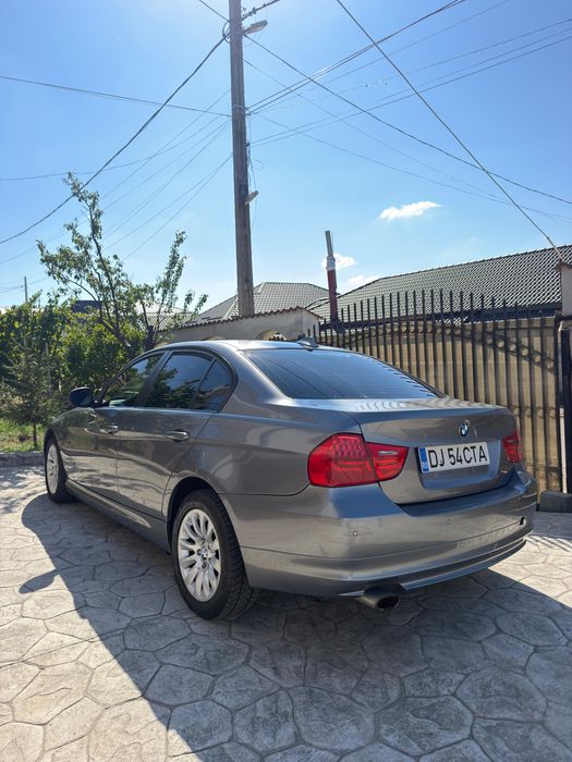 BMW e90 LCI 318D 2009