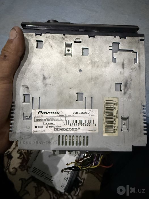 Pioneer 7250 sotiladi