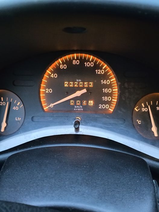 Опел  корса  1.4