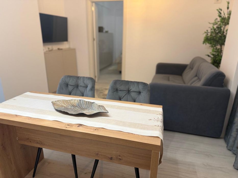 Inchiriez apartament 2 camere direct de la proprietar