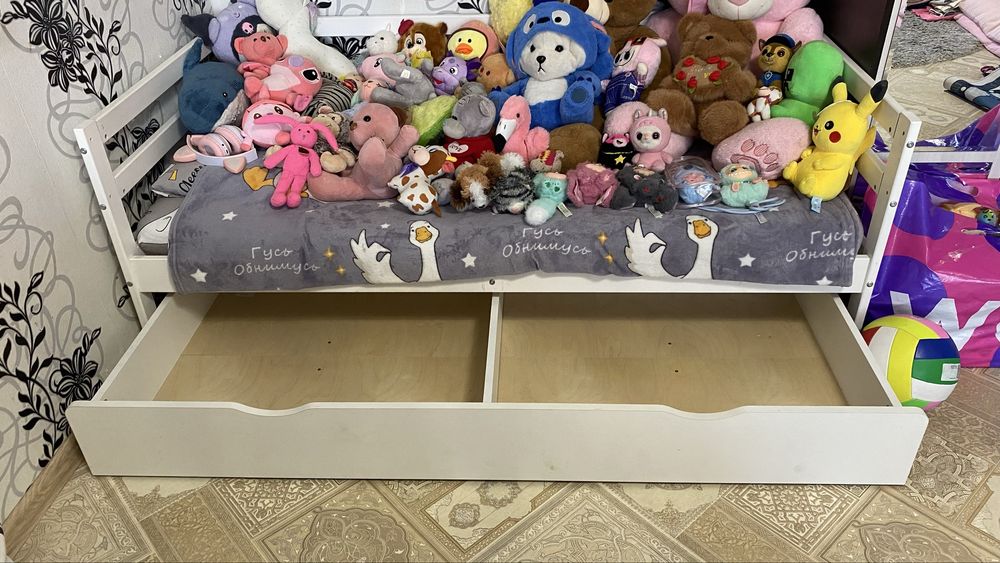 Продам детскую кровать