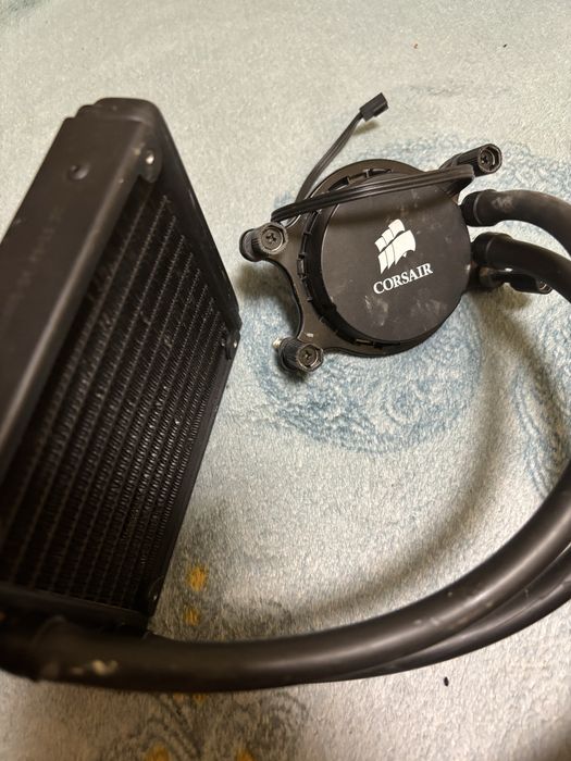 cooler AIO Corsair de 120 mm