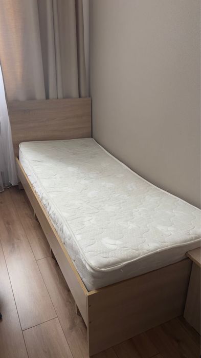 Продам кровать односпальную