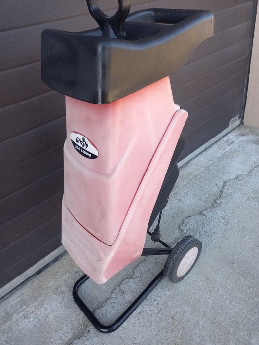 Tocatoare crengi, resturi vegetale