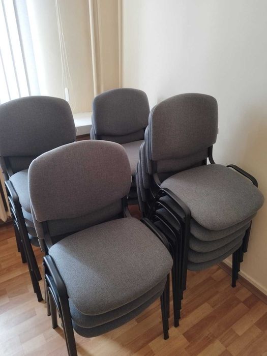 Посетителски столове -13 бр.