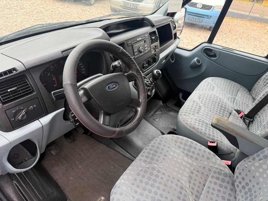 FORD TRANSIT 5 locuri 2012/Credit prin TBI Bank