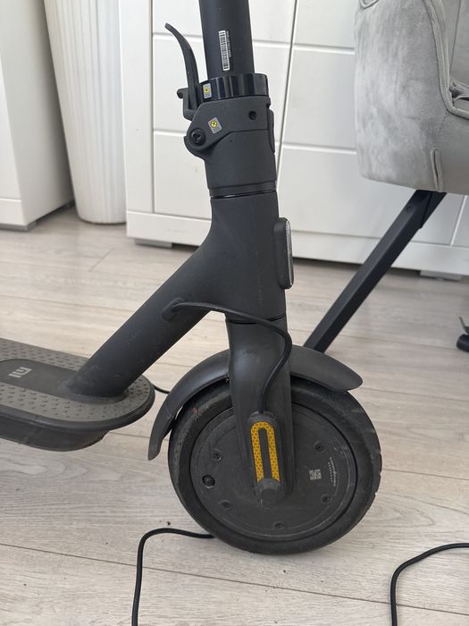Trotineta Mi electric scooter essential