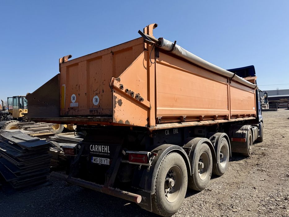 Semiremorca basculabila Carnehl