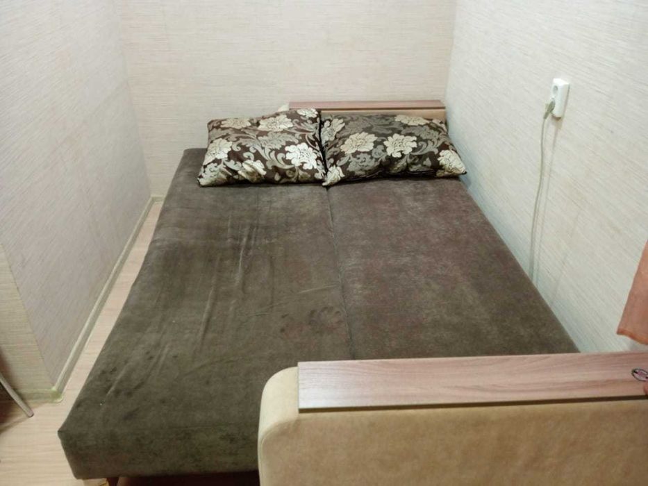 Диван б/у, раздвижной