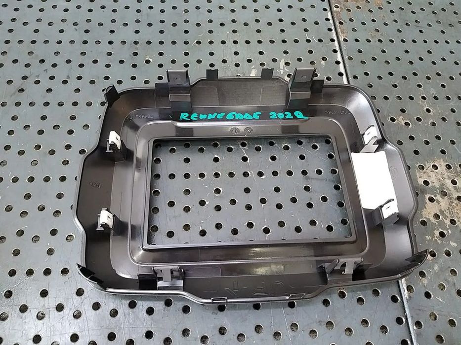 Rama ecran navigatie bord jeep renegade 735692177