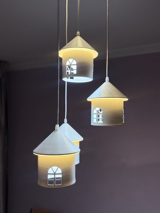 Люстра в виде домиков