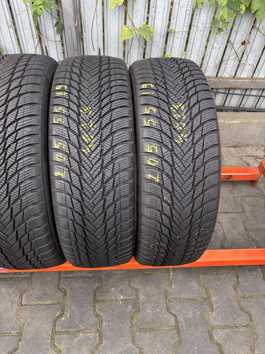 Anvelope Iarna 205/55/19 Bridgestone Blizzak LM001 205 55 19 R19