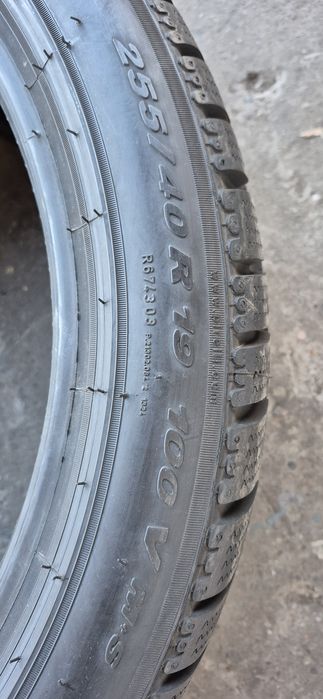 2 anvelope iarna noi Pirelli 255/40/19,dot 2022.Pretul este pe bucata.