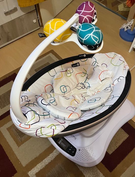 Електрическа Бебешка люлка против колики mamaRoo 4moms