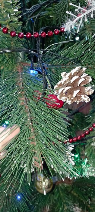 Искусственная Ёлка