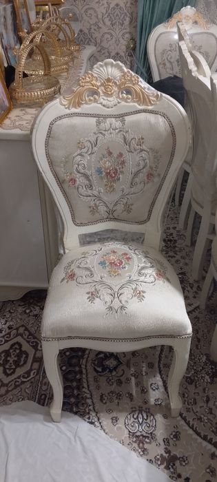 Стол стул  12 талиги сотилади комплект