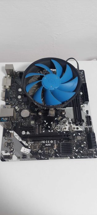 Procesor, placa video, placa de baza, sursa. Toate la 1000 lei..