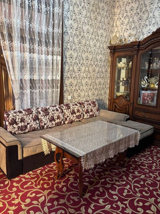 Диван уголок сотилади