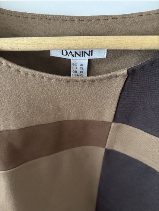 Продавам блуза на Danini