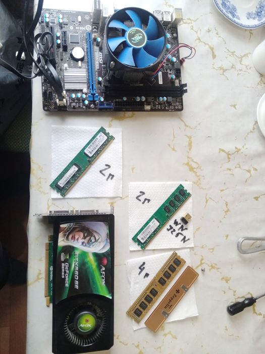 Продам системный блок плюс к нему дополните