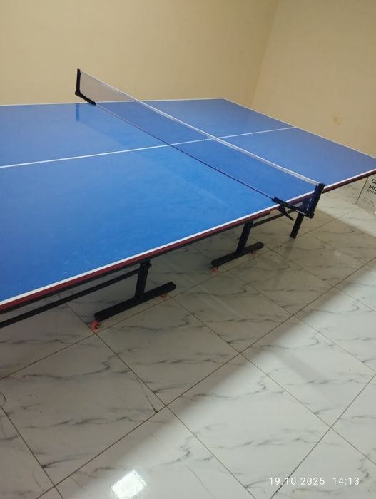 Tennis stol satiladi taza novi paydalanilmagan  Rolikli.  Manzil Nukus