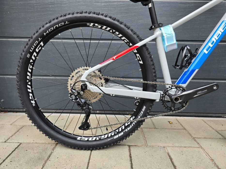 Bicicleta Cube nouă 27.5