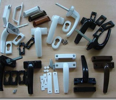 Maner usa aluminiu X502 alb si negru Magazin accesorii aluminiu PVC