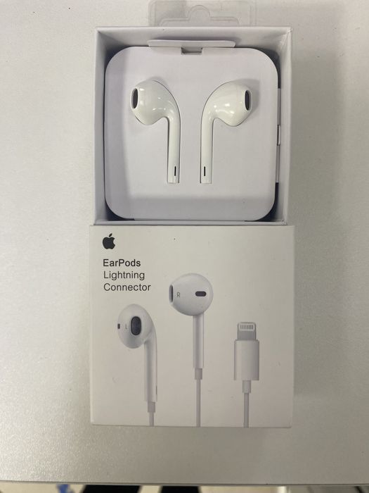 Продам наушники для айфон оргинал