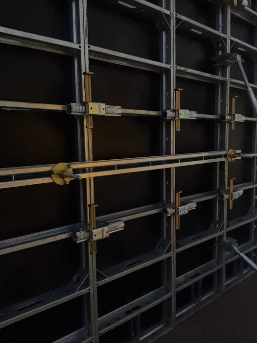 PROMOTIE Cofraje Metalice panouri type Hunnebeck Rasto doka peri