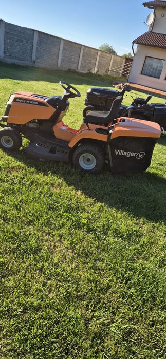 Tractoras de tuns iarba vilager