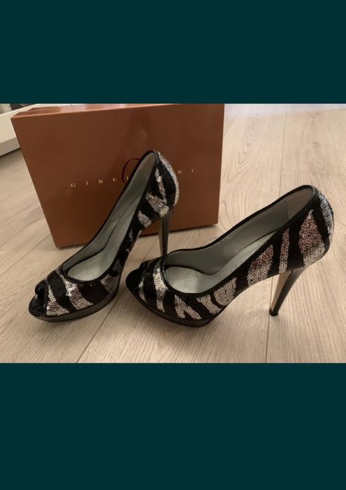 Pantofi dama Stare buna marimea 38.