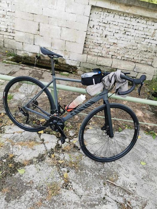Шосеен велсоипед Canyon Endurace 7 RAW, размер L, Shimano 105 12s, карбон вилка — 300 км