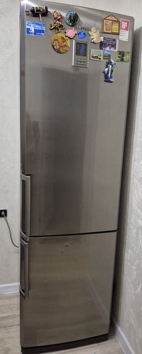 Продам Холодильник samsung
