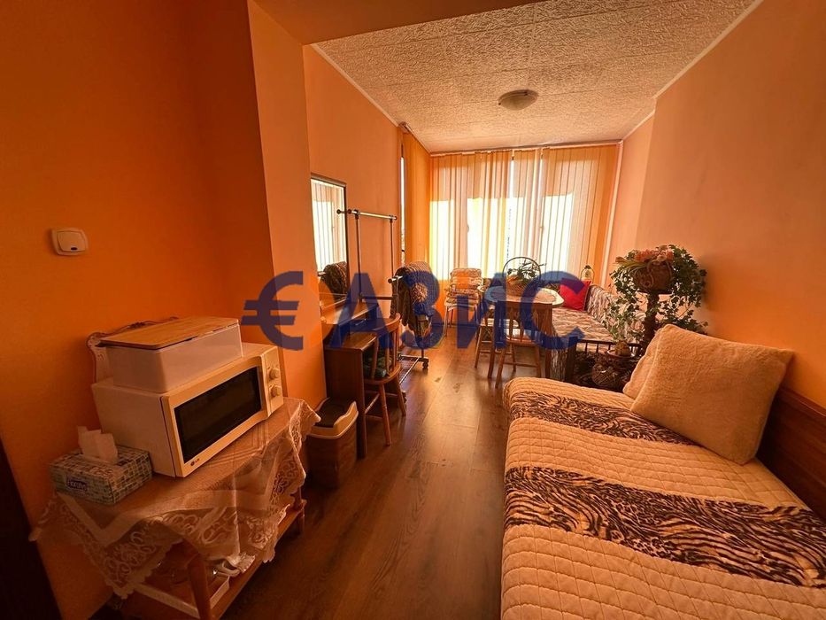Продава се Двустаен апартамент в Свети Влас - 88 кв.м за 750 €/кв.м - Снимка #11