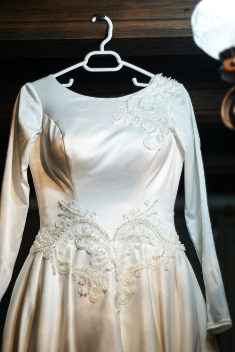 Rochie de MIREASA din TAFTA