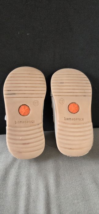 Детски обувки  Biomecanics  размери 21 и 22