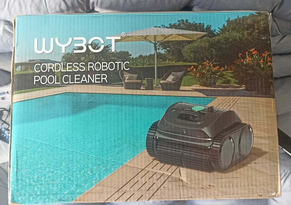 Robot pentru curatarea piscinelor Wybot C1 fara fir