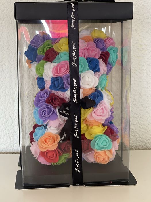 Ursulet din trandafiri de sapun pentru cadou pentru persona iubita