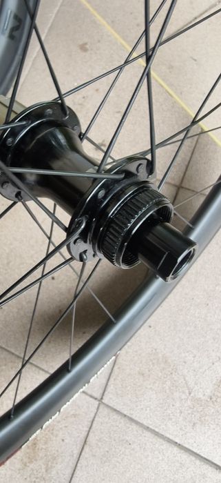Карбонови Novatec R4 Disc CL Carbon Wheelset 12x100/12x142 Shimano HG