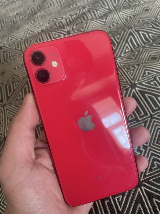 Продам Айфон 11 128гб