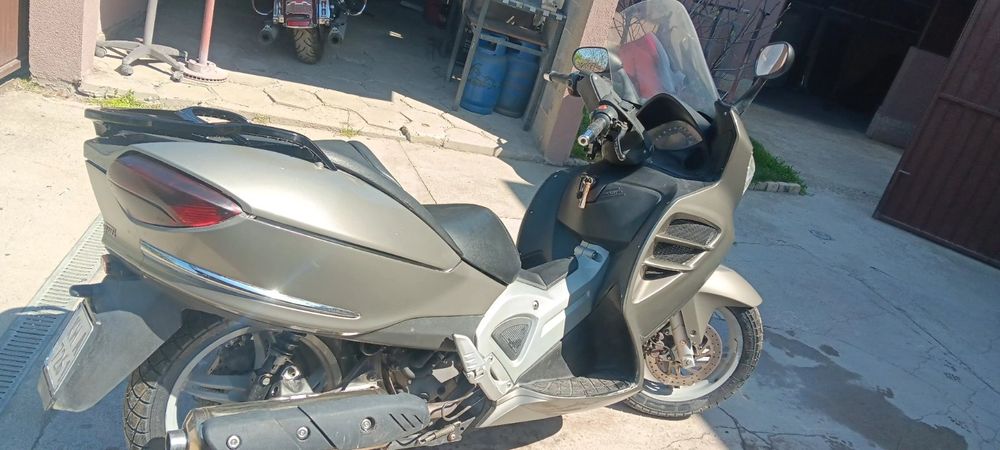 Скутер Malaguti Spidermax 500 GT