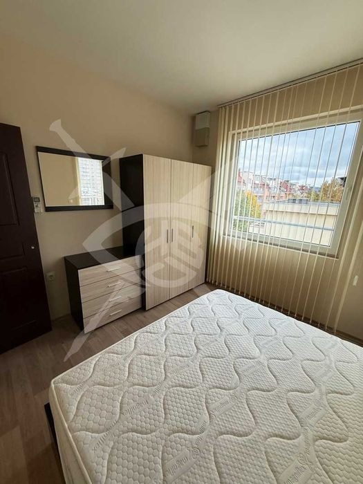 Дава се под наем Двустаен апартамент в София, Манастирски ливади - 120 кв.м за 715 € - Снимка #1